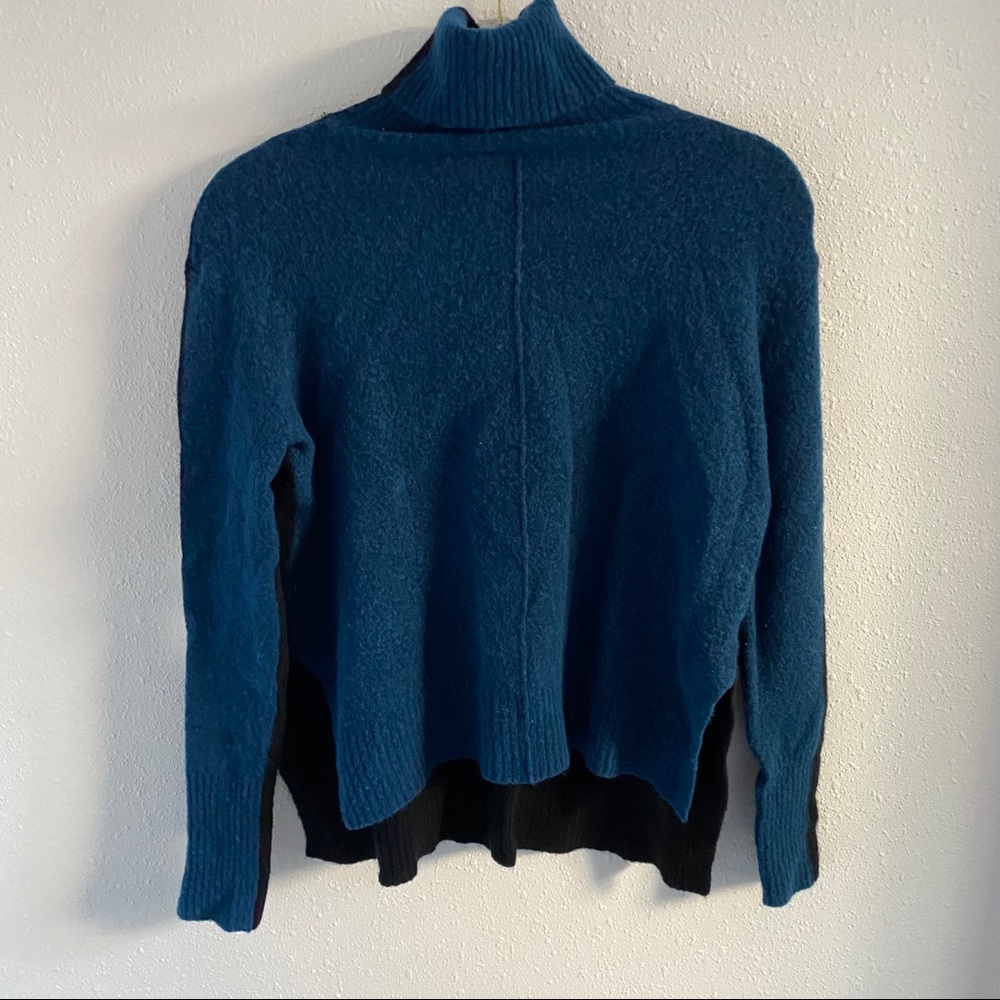 Athleta Color Block Teal/Black Turtleneck Sweater